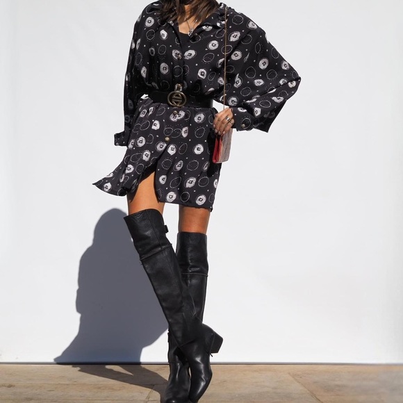 VINTAGE 80'S BLACK & WHITE ABSTRACT PLUS SIZE BLOUSE - Picture 7 of 8